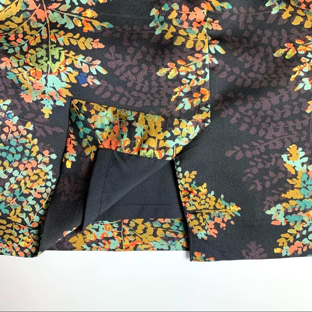 The Limited Lined Shift Dress - Picture 7 of 12